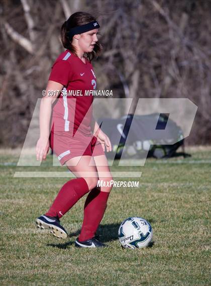 Thumbnail 2 in Pius X vs. Papillion-LaVista photogallery.