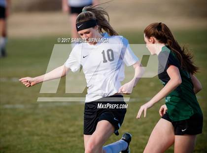 Thumbnail 2 in Pius X vs. Papillion-LaVista photogallery.