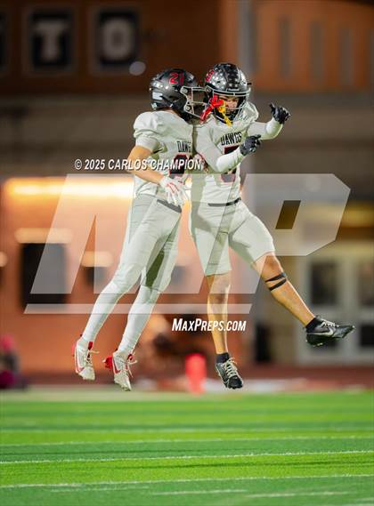 Thumbnail 2 in Bowie @ Hutto  (UIL 6A Division 1 Football Bi-District) photogallery.