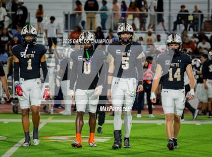 Thumbnail 2 in Bowie @ Hutto  (UIL 6A Division 1 Football Bi-District) photogallery.