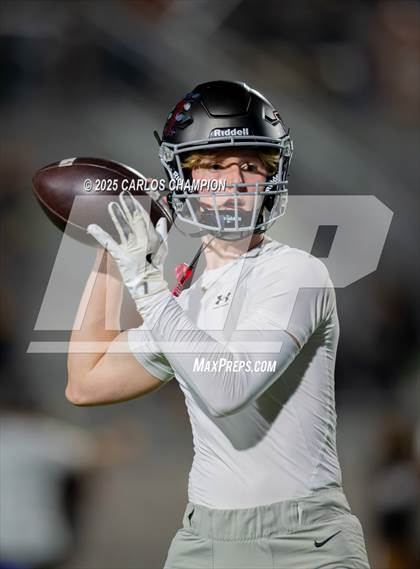 Thumbnail 1 in Bowie @ Hutto  (UIL 6A Division 1 Football Bi-District) photogallery.
