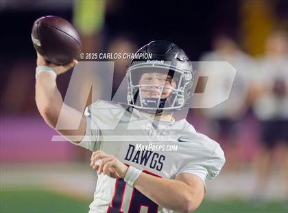 Thumbnail 1 in Bowie @ Hutto  (UIL 6A Division 1 Football Bi-District) photogallery.