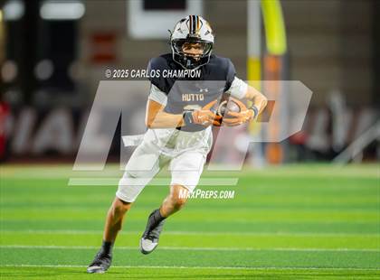 Thumbnail 2 in Bowie @ Hutto  (UIL 6A Division 1 Football Bi-District) photogallery.