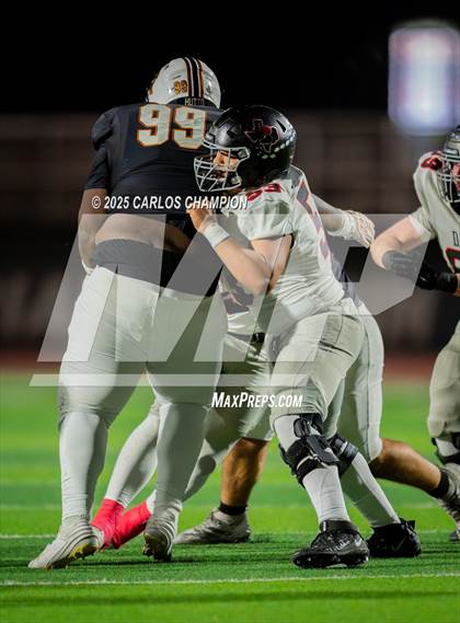 Thumbnail 3 in Bowie @ Hutto  (UIL 6A Division 1 Football Bi-District) photogallery.