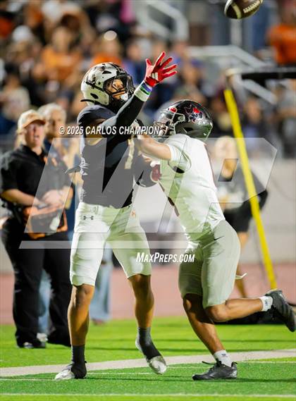 Thumbnail 3 in Bowie @ Hutto  (UIL 6A Division 1 Football Bi-District) photogallery.