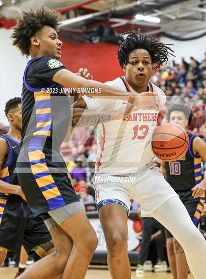 Thumbnail 3 in Imhotep Charter vs. Simeon (Highland Shootout) photogallery.
