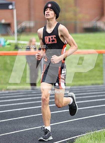 Thumbnail 2 in Cole McCafferty (Boys Track) photogallery.