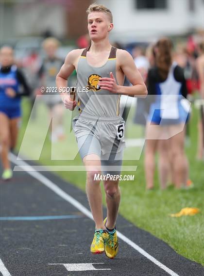 Thumbnail 2 in Cole McCafferty (Boys Track) photogallery.