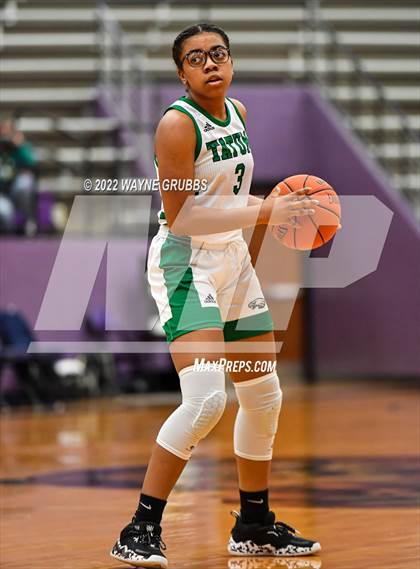 Thumbnail 1 in Tatum vs. New Diana (UIL 3A Region 2 Bi-District Playoff) photogallery.