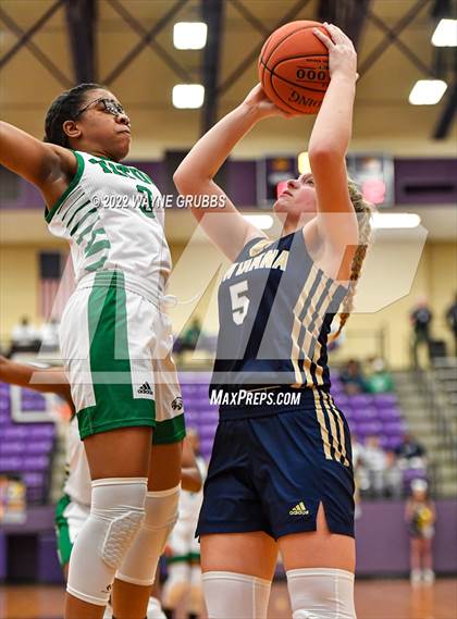 Thumbnail 1 in Tatum vs. New Diana (UIL 3A Region 2 Bi-District Playoff) photogallery.
