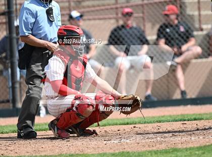 Thumbnail 3 in Regis Jesuit vs. Douglas County (CHSAA 5A Round 1) photogallery.
