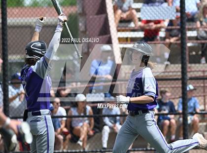 Thumbnail 2 in Regis Jesuit vs. Douglas County (CHSAA 5A Round 1) photogallery.