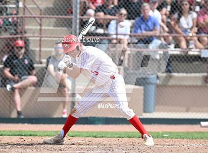 Thumbnail 1 in Regis Jesuit vs. Douglas County (CHSAA 5A Round 1) photogallery.