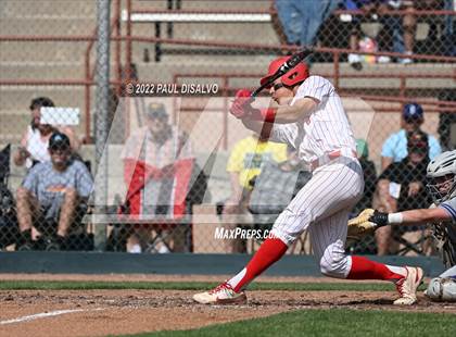 Thumbnail 3 in Regis Jesuit vs. Douglas County (CHSAA 5A Round 1) photogallery.