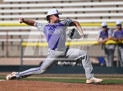 Thumbnail 1 in Regis Jesuit vs. Douglas County (CHSAA 5A Round 1) photogallery.
