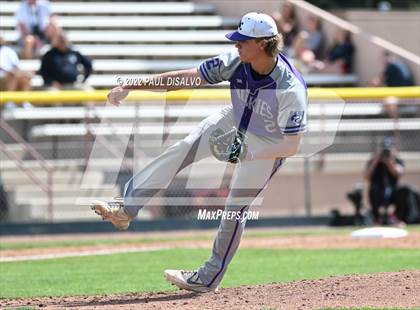 Thumbnail 1 in Regis Jesuit vs. Douglas County (CHSAA 5A Round 1) photogallery.