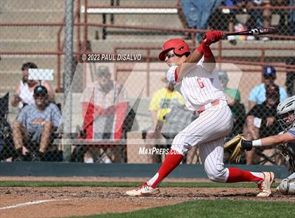 Thumbnail 1 in Regis Jesuit vs. Douglas County (CHSAA 5A Round 1) photogallery.
