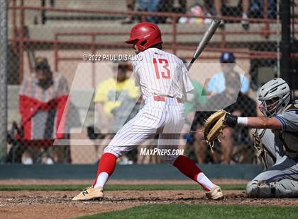 Thumbnail 3 in Regis Jesuit vs. Douglas County (CHSAA 5A Round 1) photogallery.