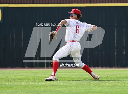 Thumbnail 2 in Regis Jesuit vs. Douglas County (CHSAA 5A Round 1) photogallery.