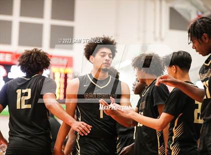 Thumbnail 2 in Hillcrest vs. Salesian College Preparatory (Pro Image Holiday Classic Large Schools) photogallery.