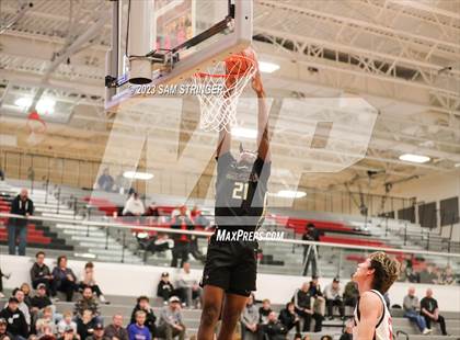 Thumbnail 2 in Hillcrest vs. Salesian College Preparatory (Pro Image Holiday Classic Large Schools) photogallery.