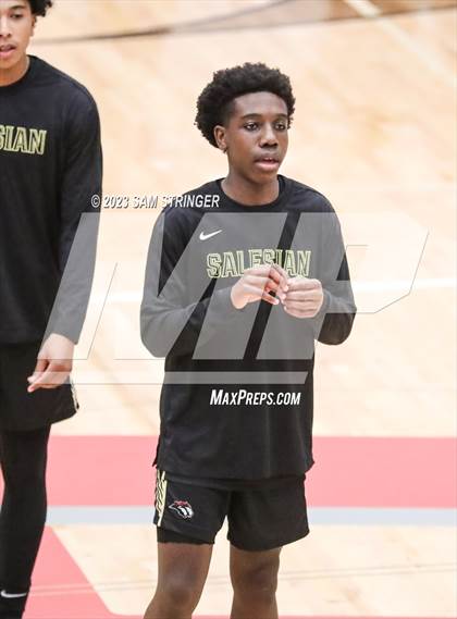 Thumbnail 1 in Hillcrest vs. Salesian College Preparatory (Pro Image Holiday Classic Large Schools) photogallery.