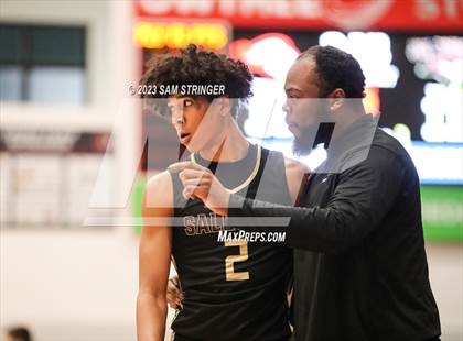 Thumbnail 3 in Hillcrest vs. Salesian College Preparatory (Pro Image Holiday Classic Large Schools) photogallery.