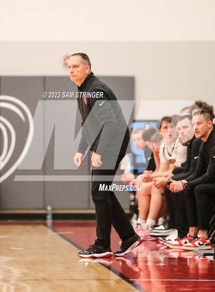 Thumbnail 3 in Hillcrest vs. Salesian College Preparatory (Pro Image Holiday Classic Large Schools) photogallery.