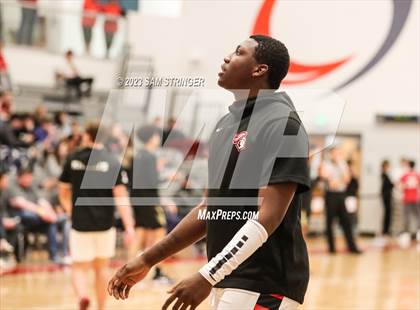Thumbnail 2 in Hillcrest vs. Salesian College Preparatory (Pro Image Holiday Classic Large Schools) photogallery.