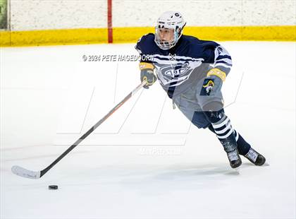 Thumbnail 2 in Chatham @ Morristown-Beard (MCSSIHL Mennen Cup Semi Final) photogallery.