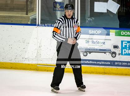 Thumbnail 1 in Chatham @ Morristown-Beard (MCSSIHL Mennen Cup Semi Final) photogallery.