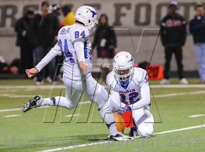 Thumbnail 2 in Graham vs Argyle (UIL 3A D2 Semifinal) photogallery.