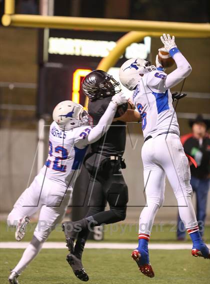 Thumbnail 1 in Graham vs Argyle (UIL 3A D2 Semifinal) photogallery.