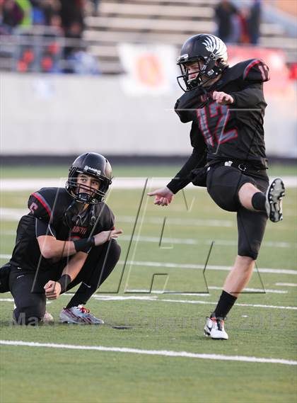 Thumbnail 3 in Graham vs Argyle (UIL 3A D2 Semifinal) photogallery.