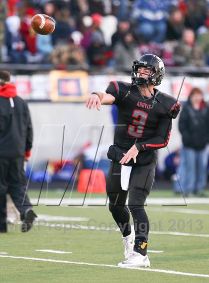 Thumbnail 1 in Graham vs Argyle (UIL 3A D2 Semifinal) photogallery.