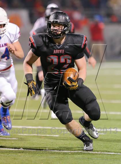 Thumbnail 3 in Graham vs Argyle (UIL 3A D2 Semifinal) photogallery.