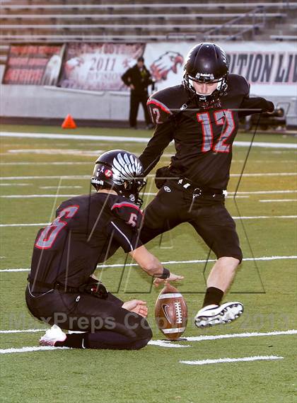 Thumbnail 2 in Graham vs Argyle (UIL 3A D2 Semifinal) photogallery.