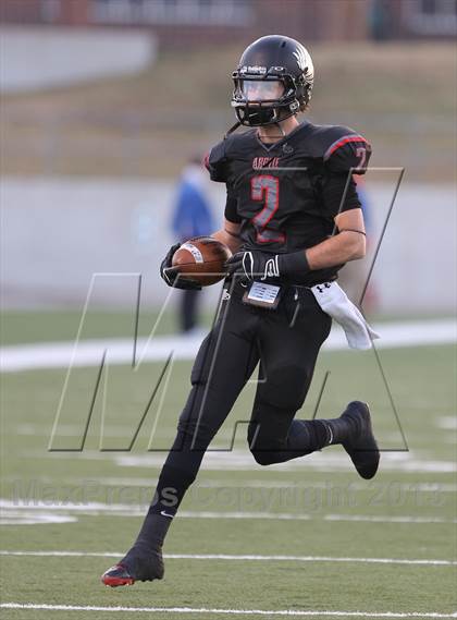 Thumbnail 2 in Graham vs Argyle (UIL 3A D2 Semifinal) photogallery.