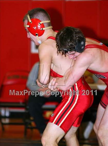 Thumbnail 1 in Sachem East Tournament (Semifinal Round) photogallery.