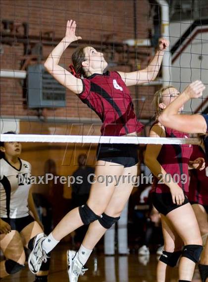Thumbnail 2 in Nevada Union @ Modesto (CIF SJS D1 Playoffs) photogallery.
