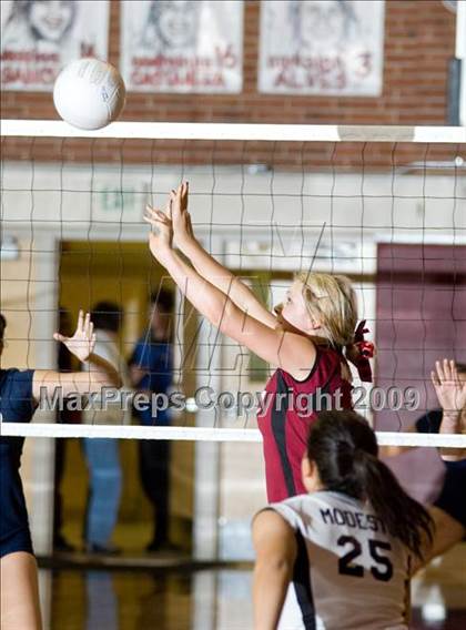 Thumbnail 1 in Nevada Union @ Modesto (CIF SJS D1 Playoffs) photogallery.