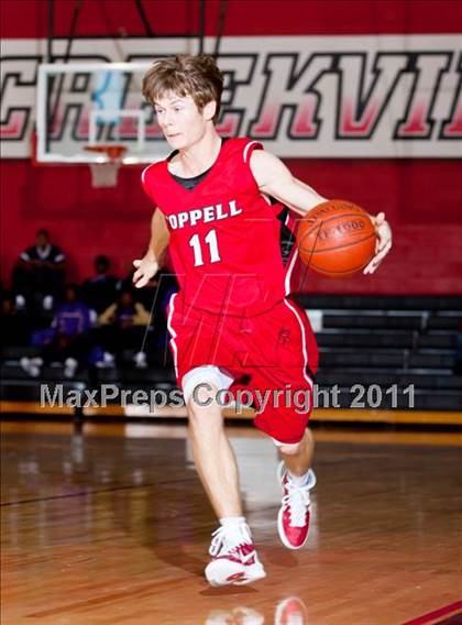 Thumbnail 3 in Nimitz vs Coppell (CFB Invitational) photogallery.
