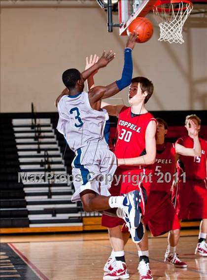 Thumbnail 2 in Nimitz vs Coppell (CFB Invitational) photogallery.
