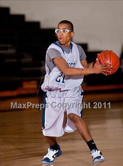 Thumbnail 2 in Nimitz vs Coppell (CFB Invitational) photogallery.