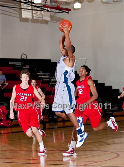 Thumbnail 1 in Nimitz vs Coppell (CFB Invitational) photogallery.