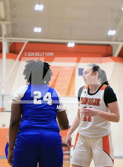 Thumbnail 2 in Grand Saline vs Spring Hill photogallery.