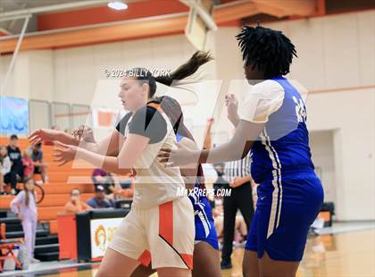 Thumbnail 3 in Grand Saline vs Spring Hill photogallery.