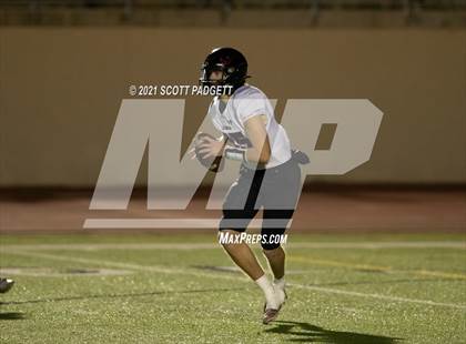Thumbnail 2 in La Jolla vs. Scripps Ranch (CIF SDS D2 Championship) photogallery.
