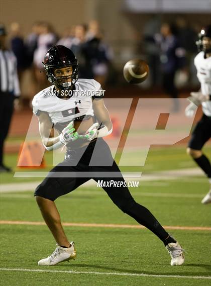 Thumbnail 1 in La Jolla vs. Scripps Ranch (CIF SDS D2 Championship) photogallery.