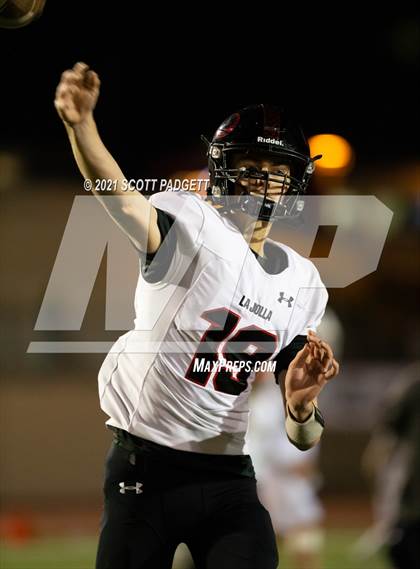 Thumbnail 1 in La Jolla vs. Scripps Ranch (CIF SDS D2 Championship) photogallery.